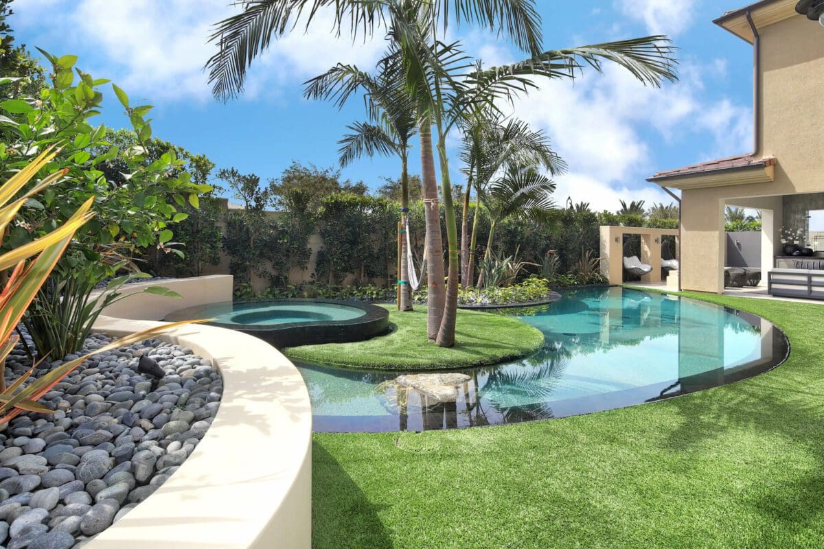 Backyard Paradise: A Look At Our Favorite Luxury Pool Designs ...