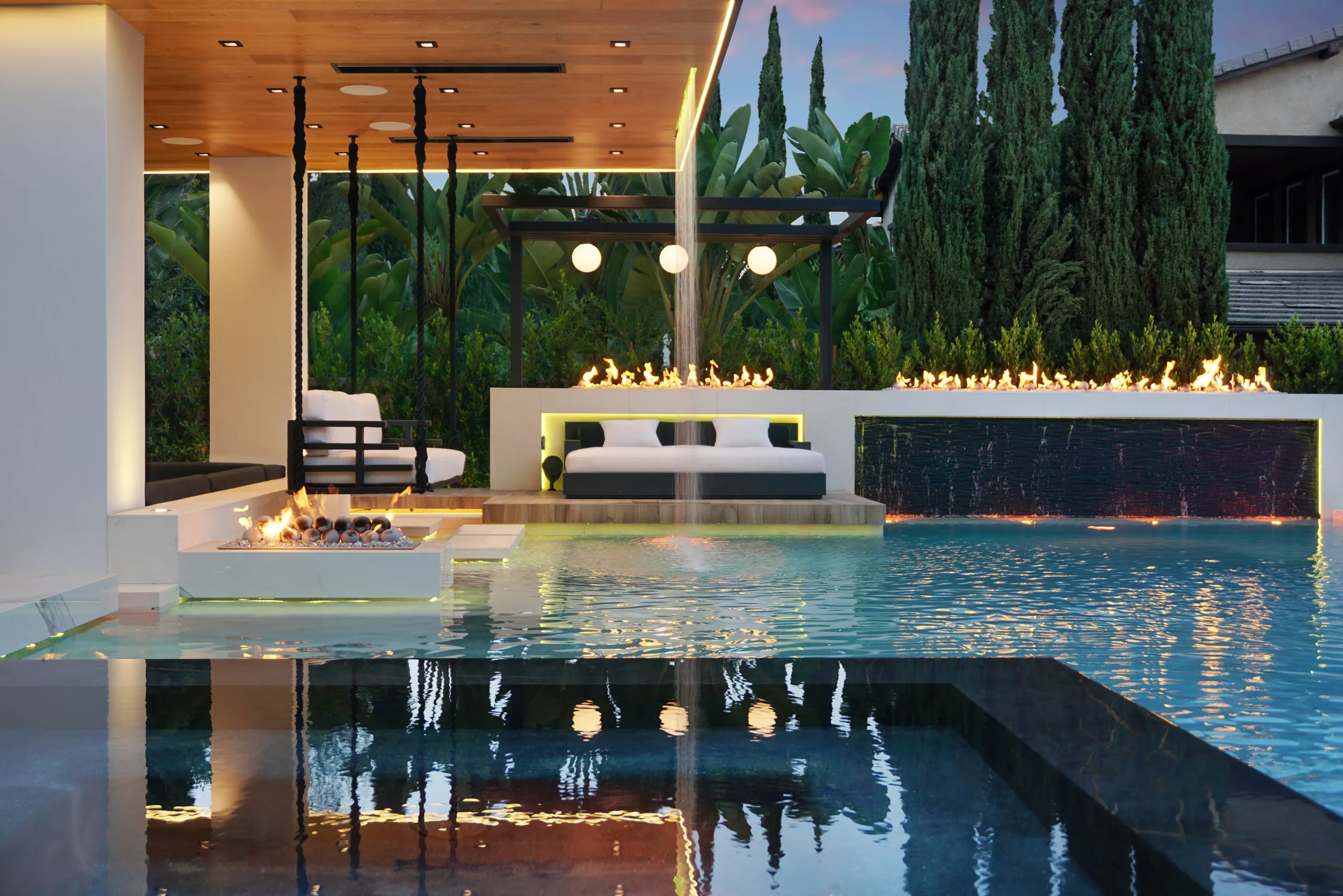 Foxterra-Luxury-Yard-For-Entertaining1