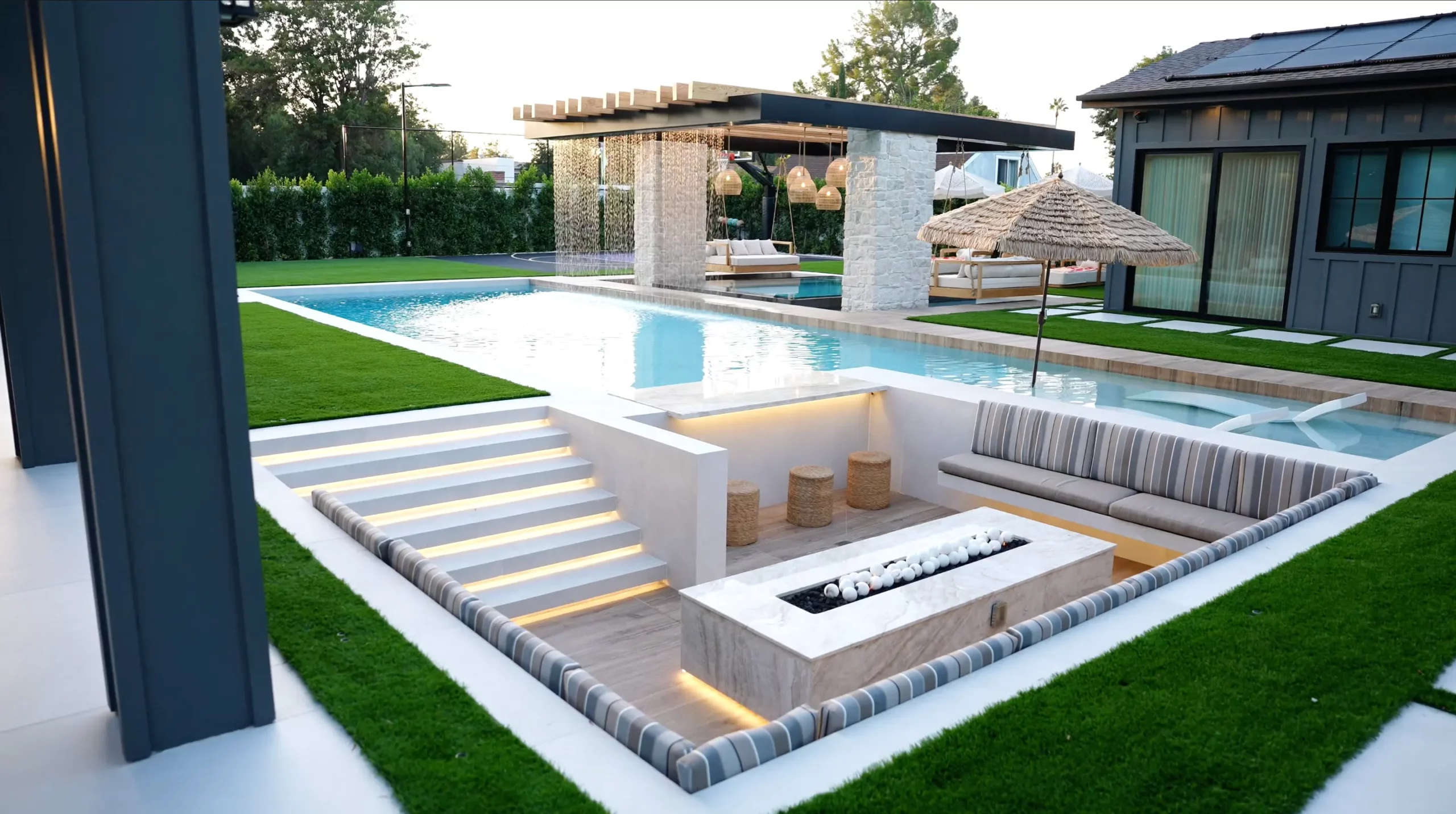 Foxterra-Design-Luxury-Landscape-Family-Friendly-Yard-17