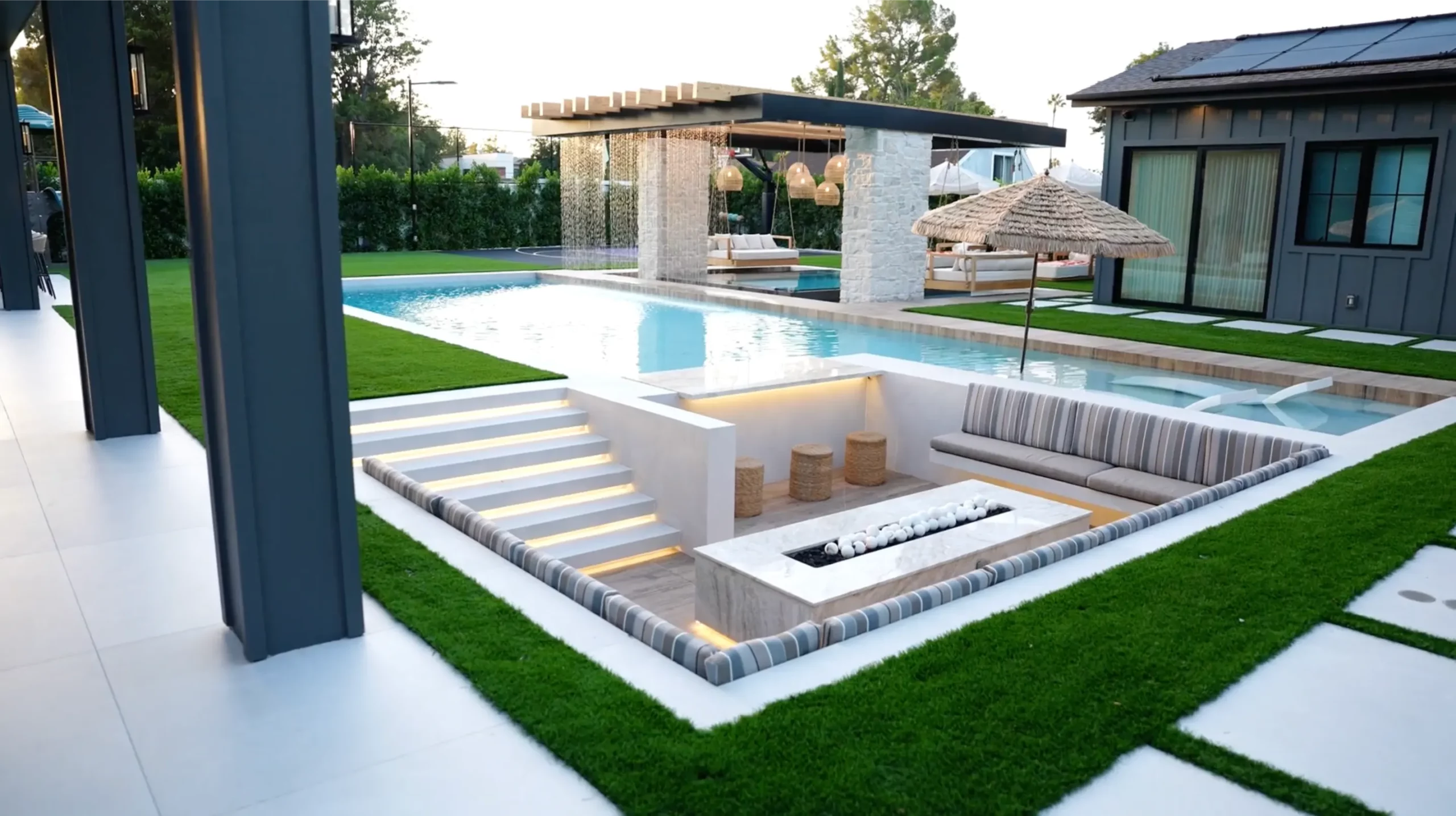 Foxterra-Design-Luxury-Landscape-Family-Friendly-Yard-3