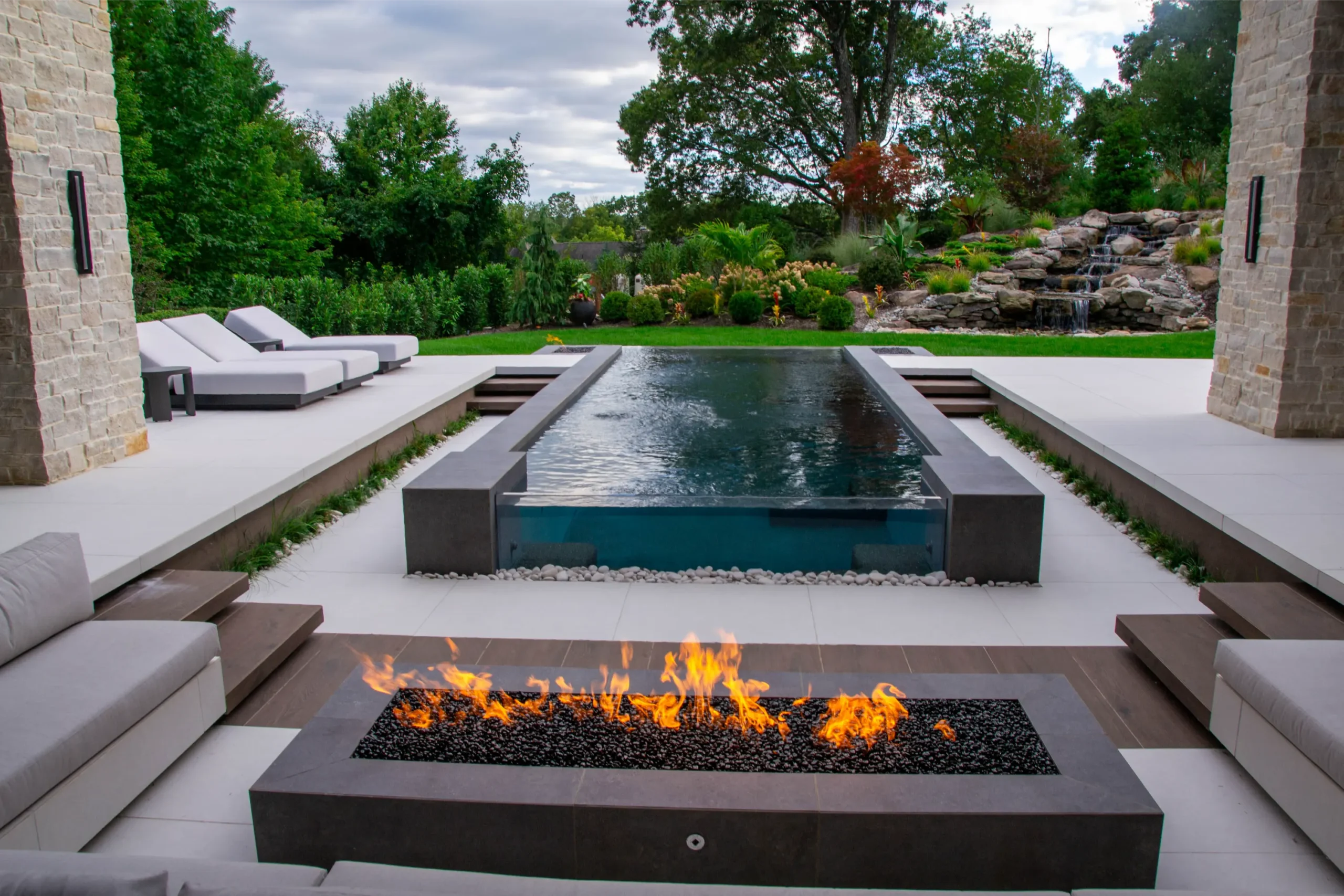 Foxterra-Design-Luxury-New-Jersey-Yard-Hearthford-46